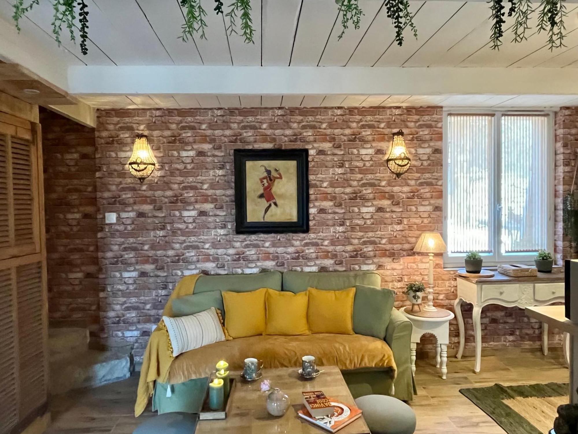 La Maison D'Eddy Et Caro Aux Portes Du Verdon トリガンス エクステリア 写真